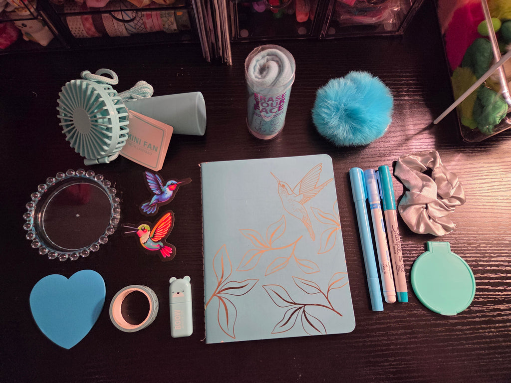 Hummingbird Stationary Set